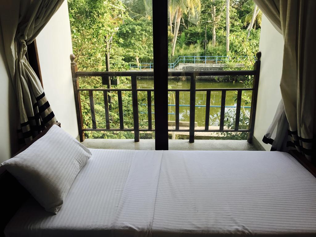 Lagoon Boutique Hotel Kanattegoda Dış mekan fotoğraf
