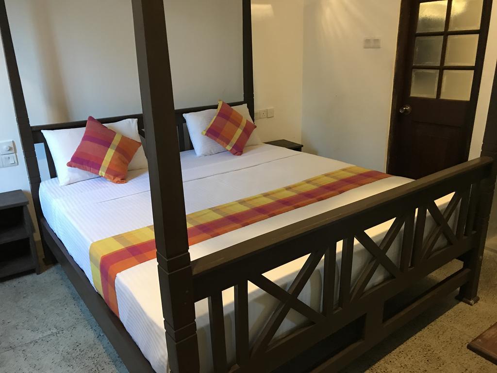 Lagoon Boutique Hotel Kanattegoda Dış mekan fotoğraf