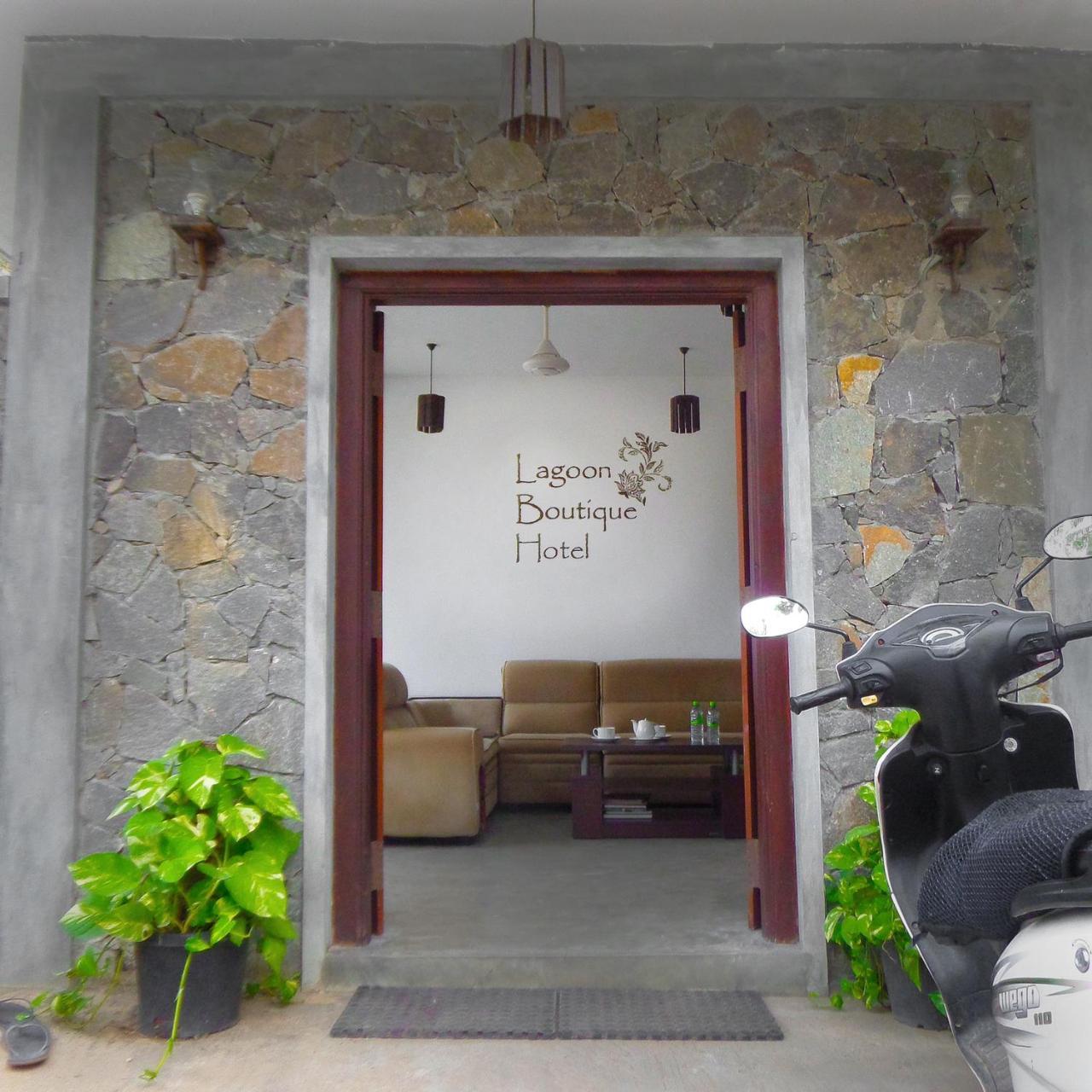 Lagoon Boutique Hotel Kanattegoda Dış mekan fotoğraf